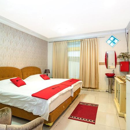 Reddoorz Near Rs Cikini Jakarta Exterior foto