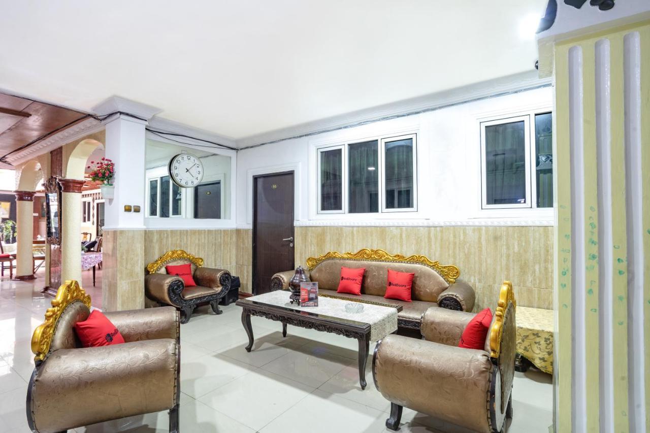 Reddoorz Near Rs Cikini Jakarta Exterior foto