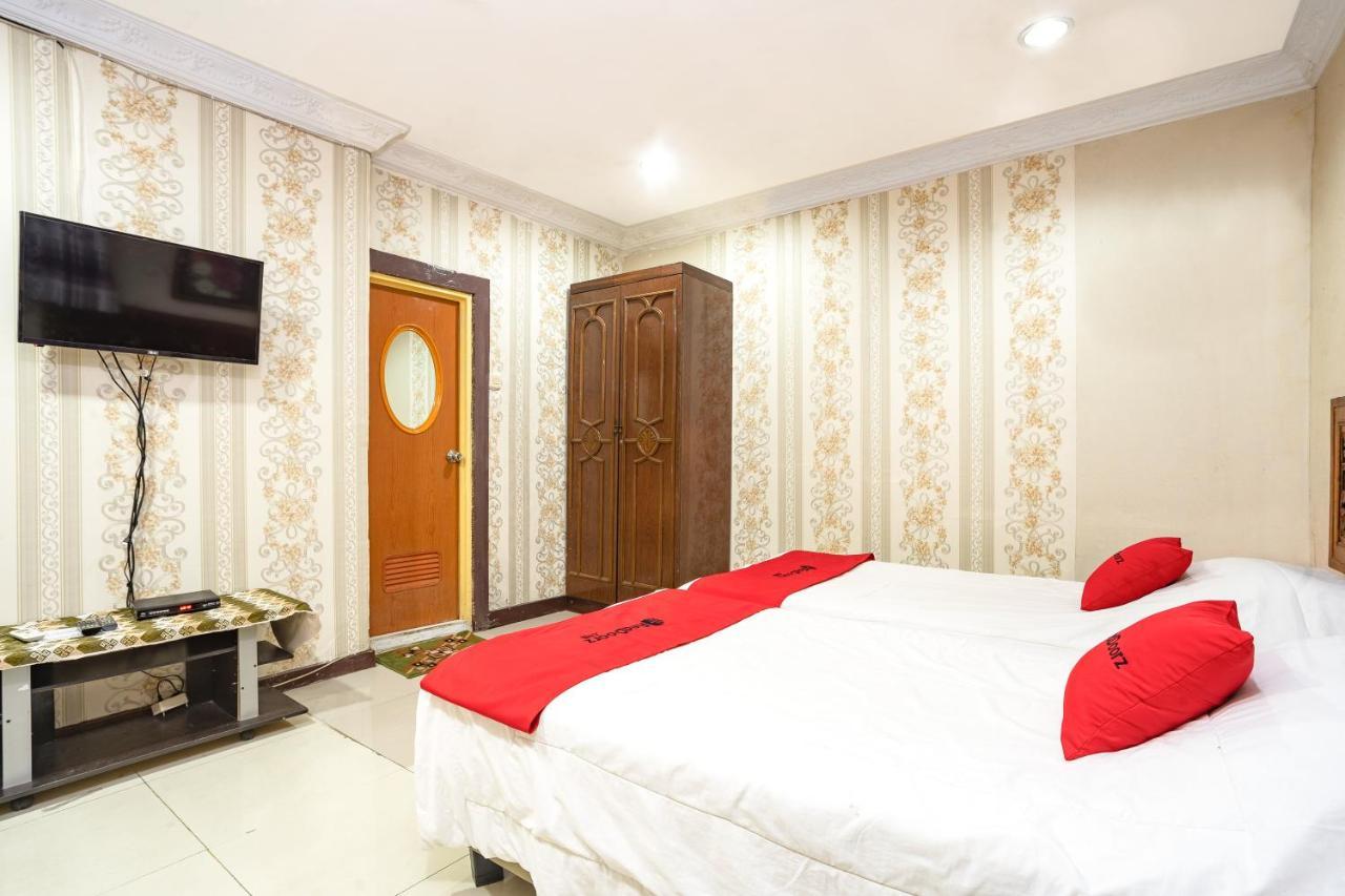 Reddoorz Near Rs Cikini Jakarta Exterior foto